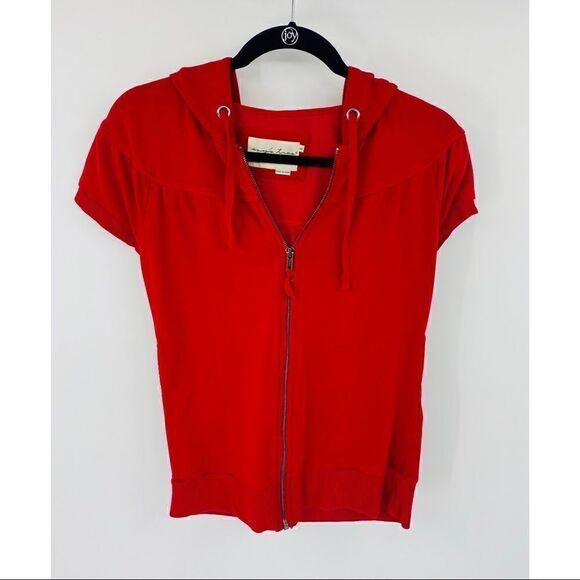 Evy’s Tree red hooded zip up Veronica top - Picture 2 of 7